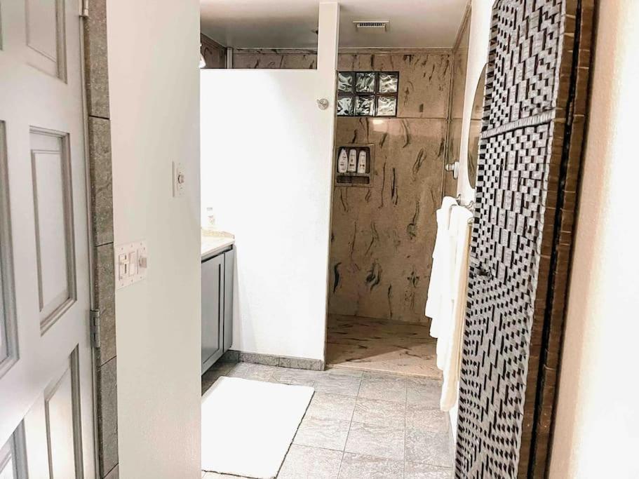 *Entertainment Villa* 5Min To Strip Optional Heated Pool Jacuzzi! Лас-Вегас Экстерьер фото